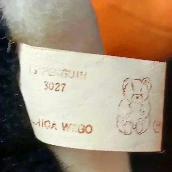 America Wego Vintage  15" Plush Penguin 3027 - Picture 5 of 5